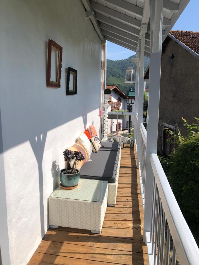 Maison D'Hotes Larraldia Uhart-Cize Екстер'єр фото