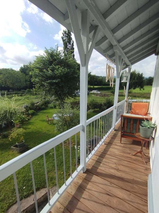 Maison D'Hotes Larraldia Uhart-Cize Екстер'єр фото