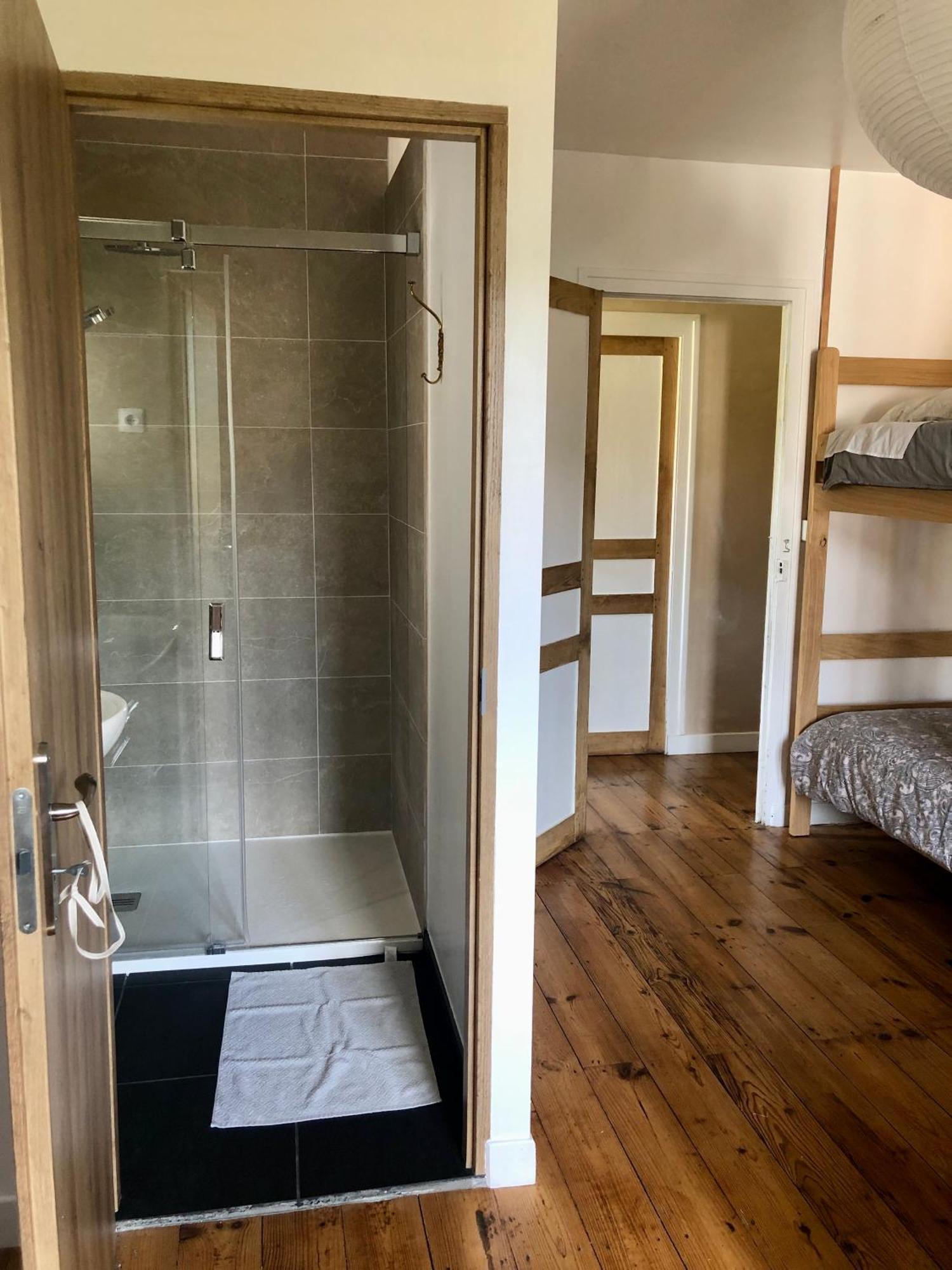 Maison D'Hotes Larraldia Uhart-Cize Екстер'єр фото